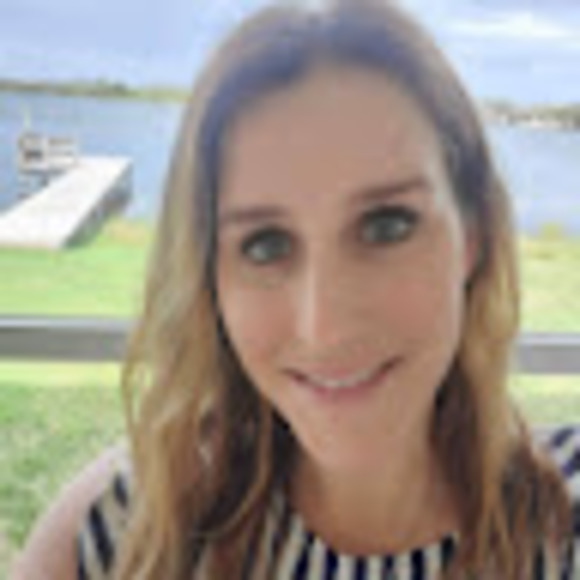 Meet your Posher, Amanda - Picture 1 of 1